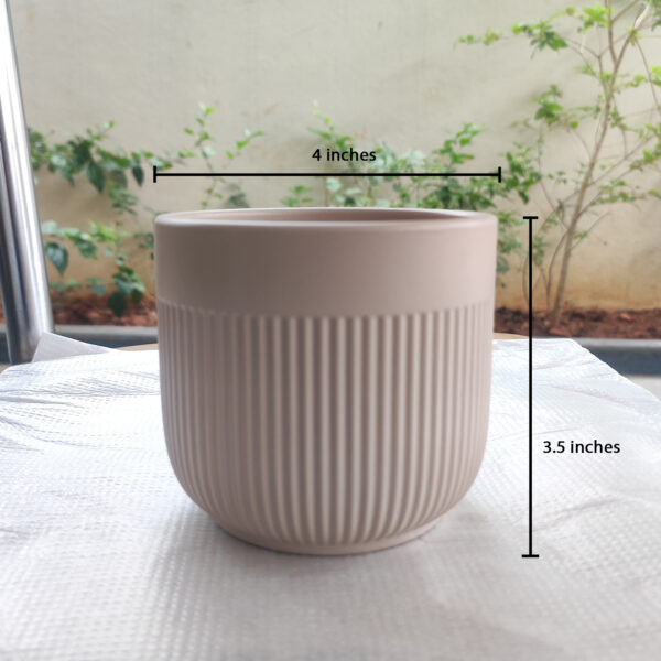 POC000104PK-e A simple Ceramic planter, elegant, stylish for potting small indoor plants, succulents that can be kept on your working table, Side table, Tea table, TV stand