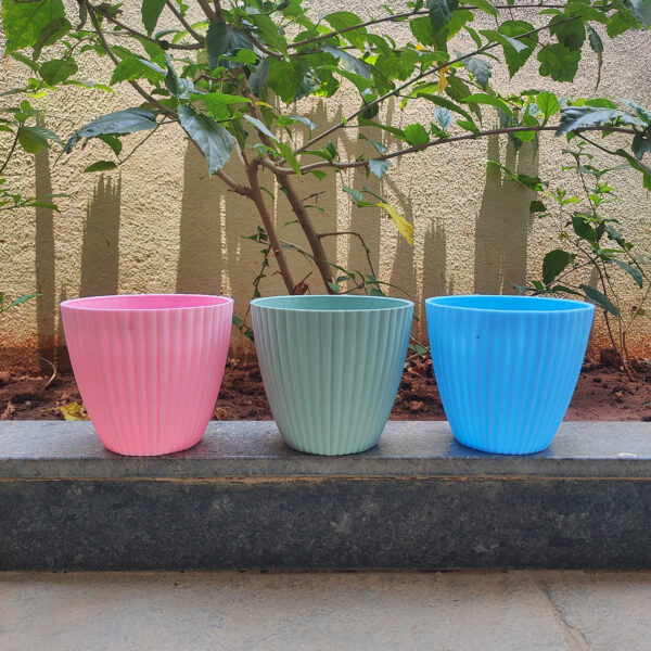 POPD001205-cx 5 inches Round Designer Pot | Plastic Planter with Ridged Pattern on surface | Stylish and Cute | Suitable for small plants and succulents used indoor / outdoor in porch, living room, Garden and can be placed on a stand