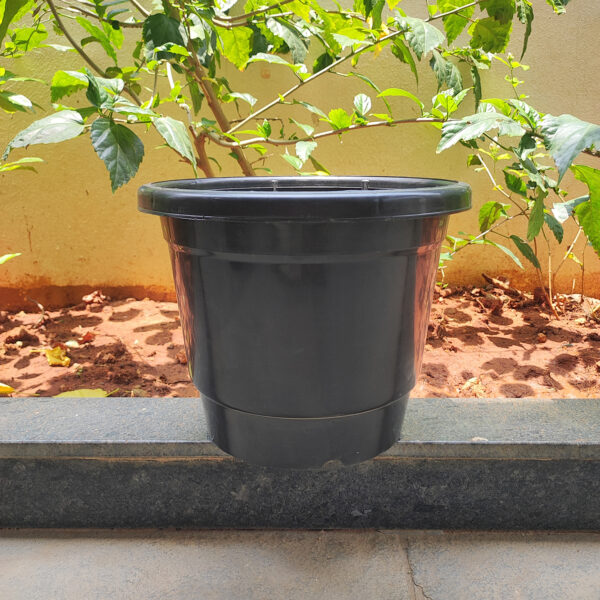 POPN000512BK-b 12 inches Round | Black Nursery Pot | Plastic Planter Regular with drainage holes and plate | Regular, Lightweight and Sturdy | Suitable for Garden, Balcony, Outdoor and can be placed on Plant Stands
