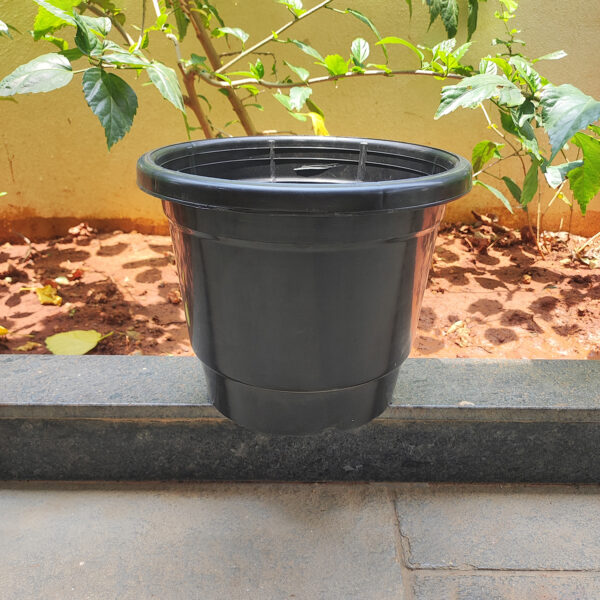 POPN000512BK-c 12 inches Round | Black Nursery Pot | Plastic Planter Regular with drainage holes and plate | Regular, Lightweight and Sturdy | Suitable for Garden, Balcony, Outdoor and can be placed on Plant Stands