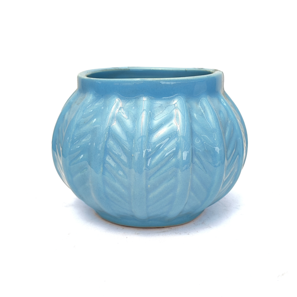 Ridged Round Barrel shaped planter: Cute Ridged round shaped minimalistic Ceramic Planters suitable set for home decor, gifting and personal use.