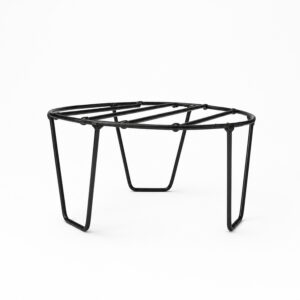 PS01MT0001a Sturdy Black galvanised steel plant stand (Big) with a round wire-frame top and tapered tripod legs. Rust-resistant, powder-coated finish for durable, long-lasting indoor or outdoor use at Home Garden, Balcony and Terrace.