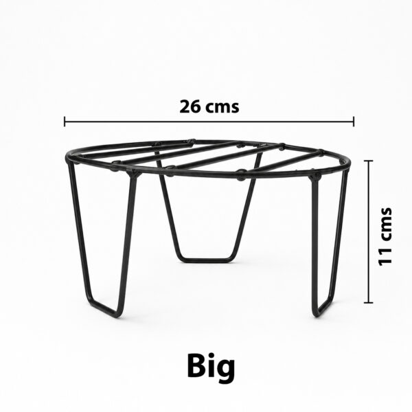PS01MT0001c Sturdy Black galvanised steel plant stand (Big) with a round wire-frame top and tapered tripod legs. Rust-resistant, powder-coated finish for durable, long-lasting indoor or outdoor use at Home Garden, Balcony and Terrace.